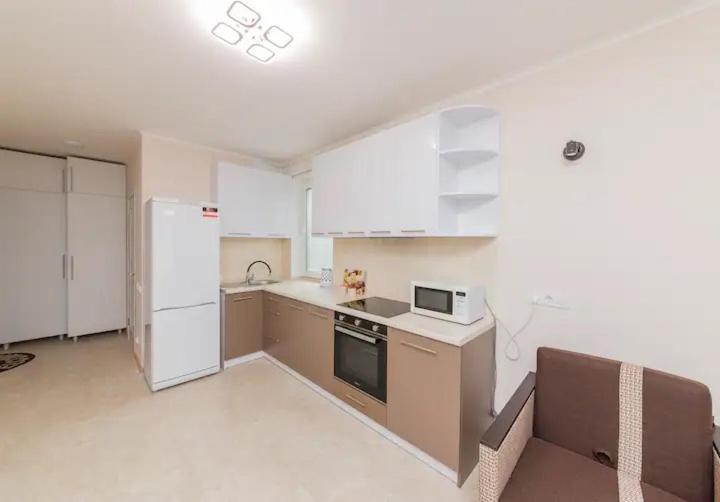 Comfortable Apartment In The Centre Odesa Exterior foto